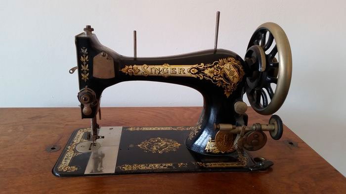 quanto-vale-una-singer-antica
